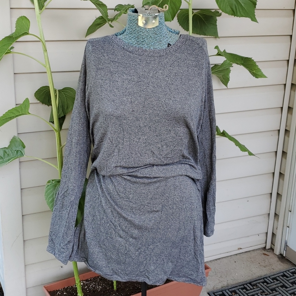 Lou & Grey long sleeve knit dress